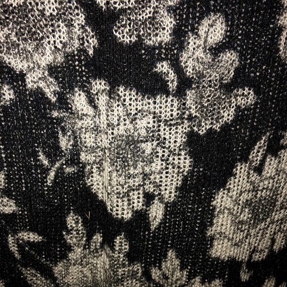 See-Through Sexy Floral Top - Picture 3 of 4